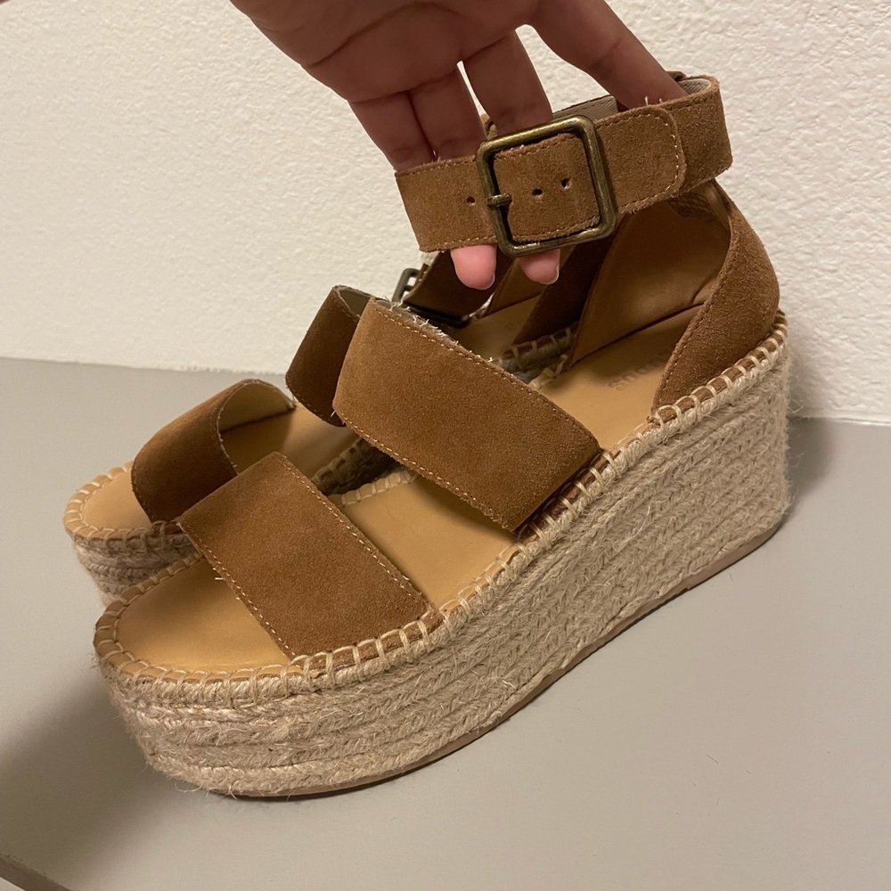 Soludo Wedges